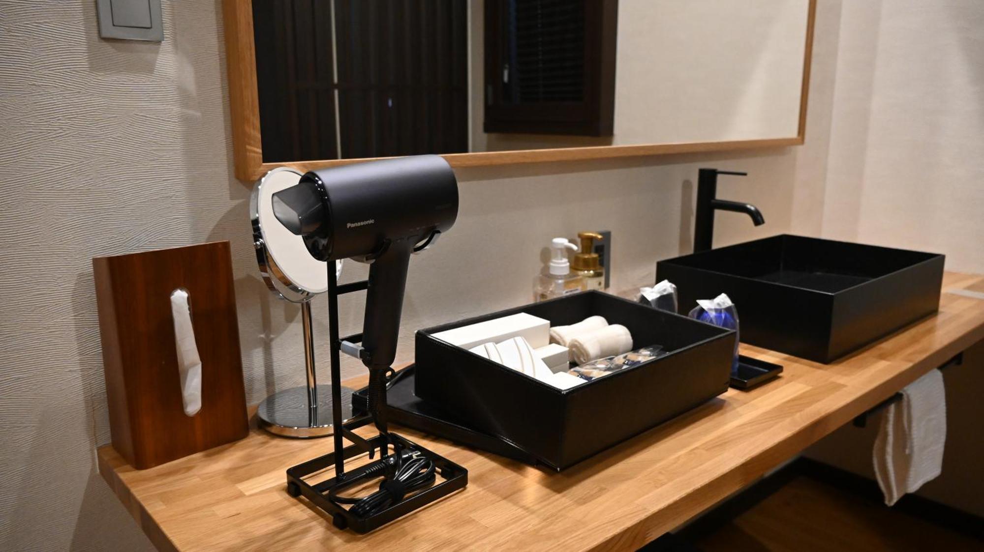 宮島離れの宿 Ibuku -Miyajima Hanare No Yado Ibuku- Хацукаити Экстерьер фото